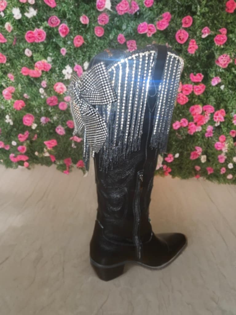 Midnight Rodeo (with bow)